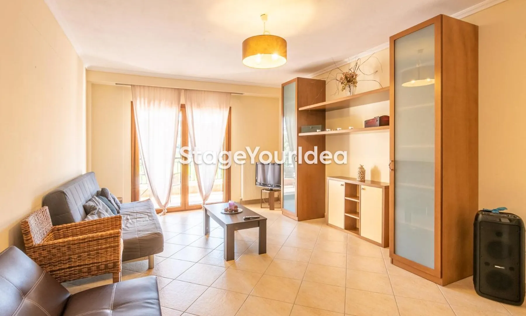 Lux Apartment - One Bedroom , Living Room , Kitchen , Bathroom - For 1 To 7 People, Also For Parties & Gatherings Up To 25 People, Only 15 Minutes From Thessaloniki City Center And 8' Minutes From Thessaloniki Airport Neon Rysion
