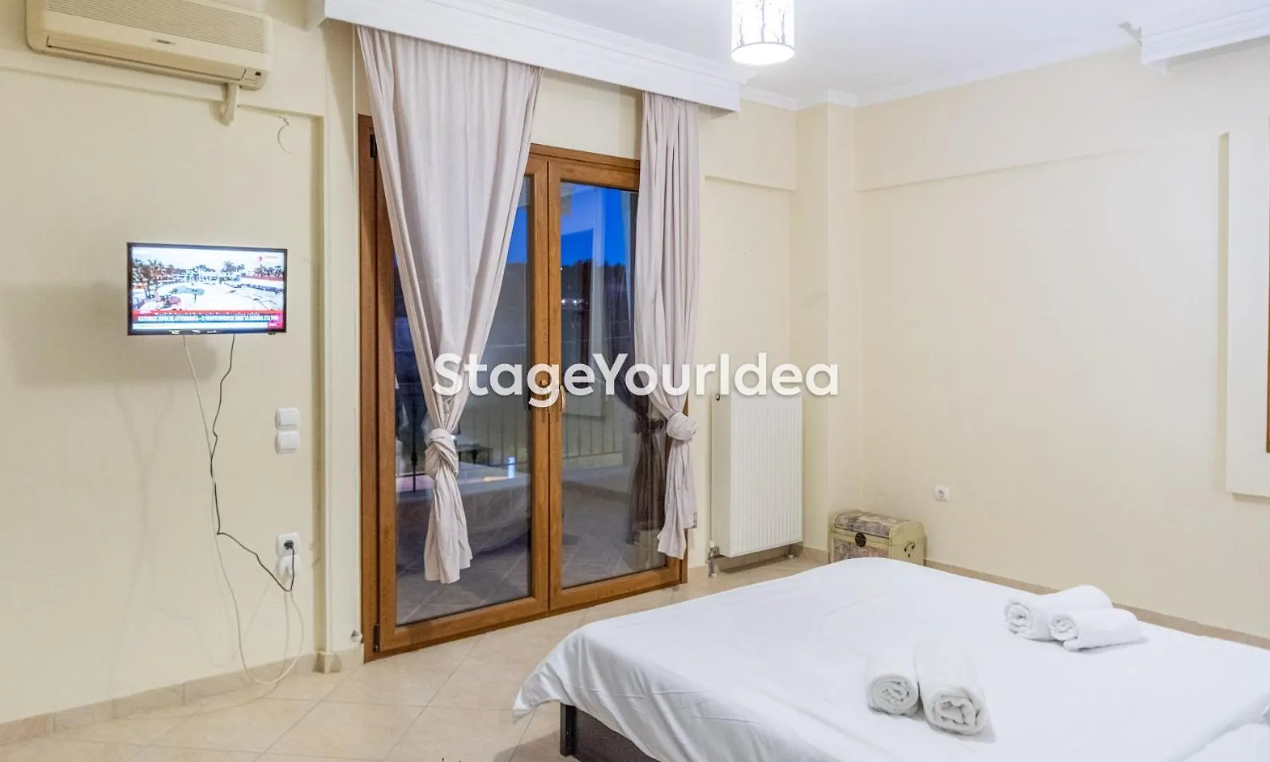 Lux Apartment - One Bedroom , Living Room , Kitchen , Bathroom - For 1 To 7 People, Also For Parties & Gatherings Up To 25 People, Only 15 Minutes From Thessaloniki City Center And 8' Minutes From Thessaloniki Airport Neon Rysion 0*,