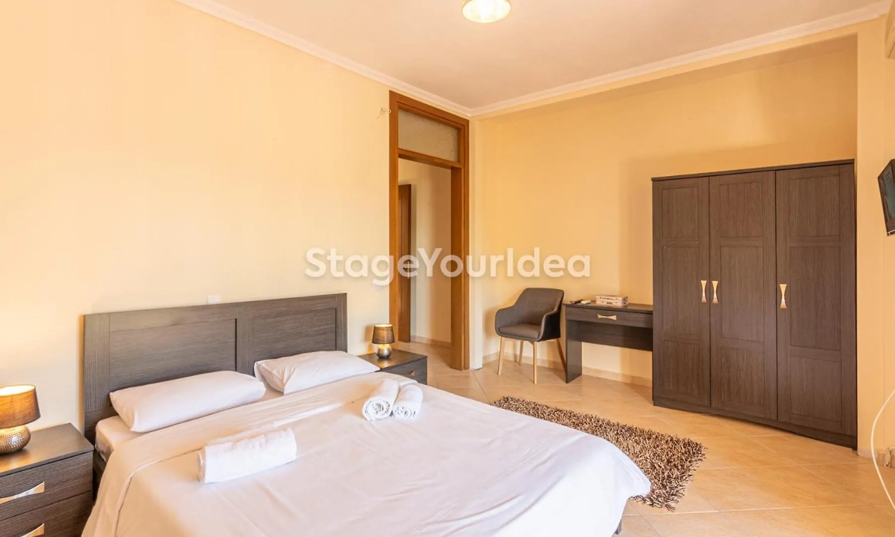 Lux Apartment - One Bedroom , Living Room , Kitchen , Bathroom - For 1 To 7 People, Also For Parties & Gatherings Up To 25 People, Only 15 Minutes From Thessaloniki City Center And 8' Minutes From Thessaloniki Airport Neon Rysion