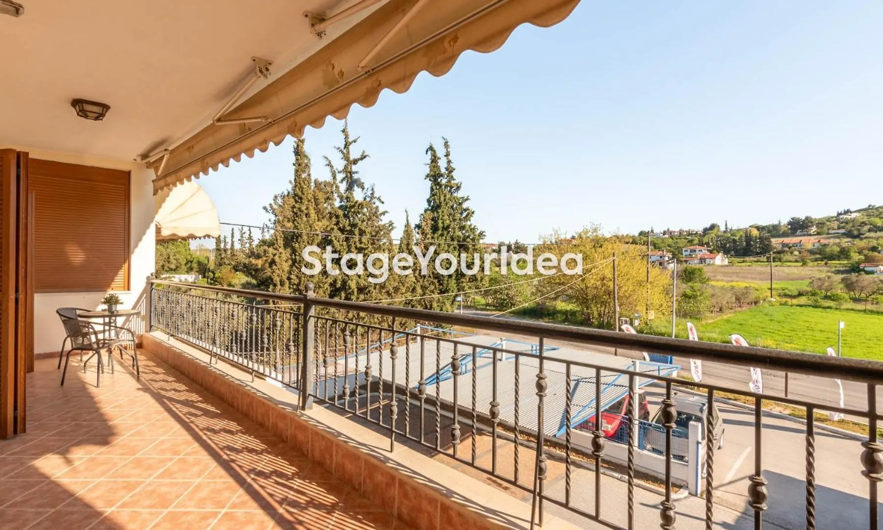 Lux Apartment - One Bedroom , Living Room , Kitchen , Bathroom - For 1 To 7 People, Also For Parties & Gatherings Up To 25 People, Only 15 Minutes From Thessaloniki City Center And 8' Minutes From Thessaloniki Airport Neon Rysion 0*,